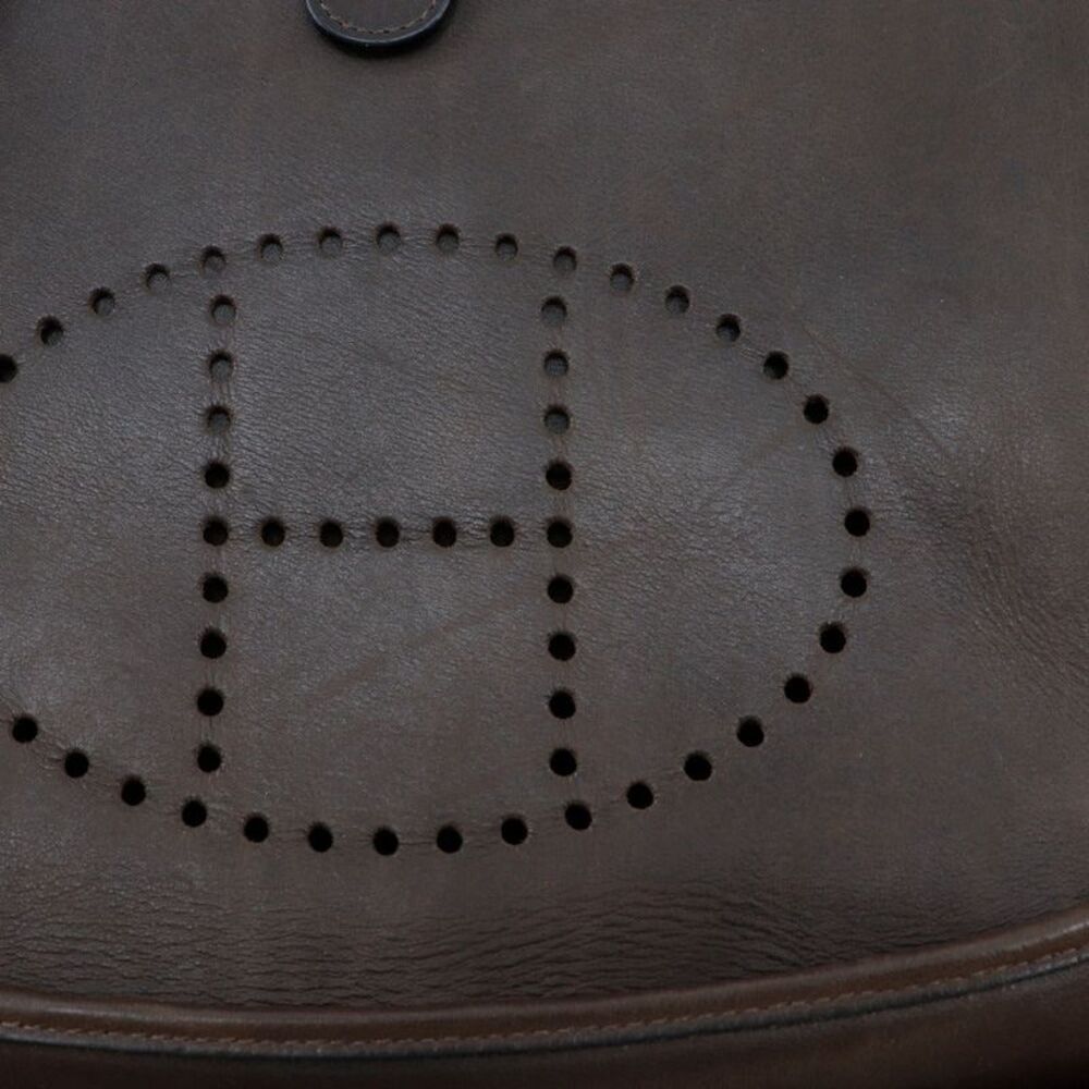 Hermes Evelyne Calf Shoulder Bag - Picture 10 of 10